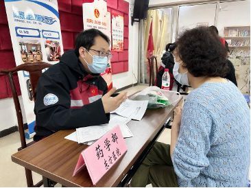 健康医家亲|健康义诊进社区，志愿服务零距离——营养健康咨询服务记实